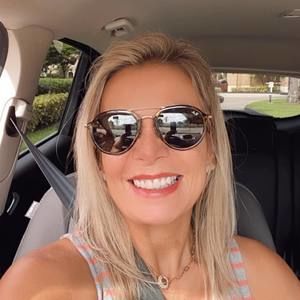 Meet your Posher, Denia